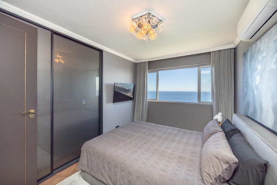 2 Bedroom Property for Sale in Sea Point Western Cape